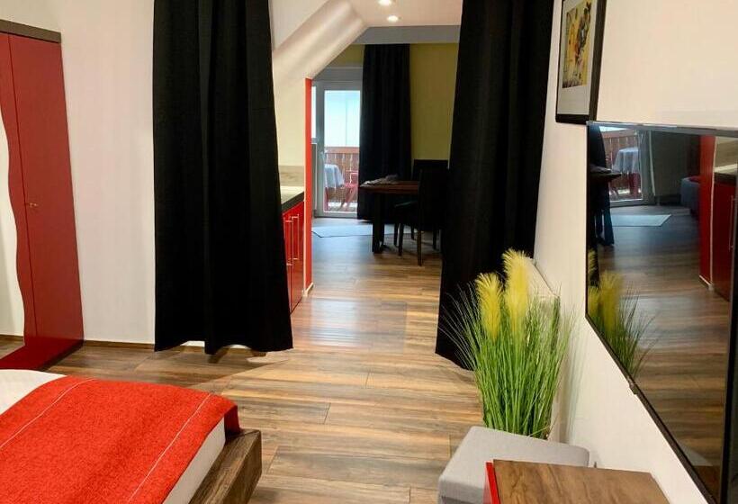 شقة غرفة واحدة, Auermühle