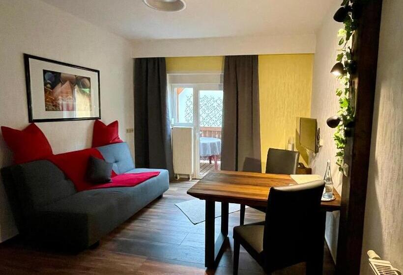 شقة غرفة واحدة, Auermühle