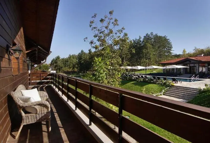 スリーベッドルーム　ヴィラ, Esterra Vini Guest House