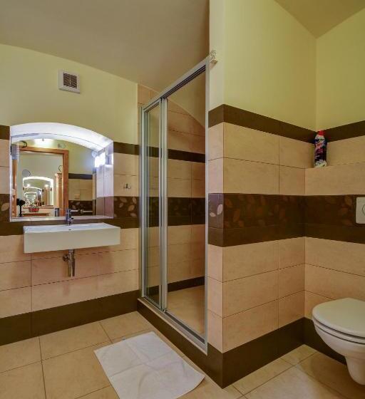 חדר סטנדרט לשלושה, Penzion Stanský Mlýn