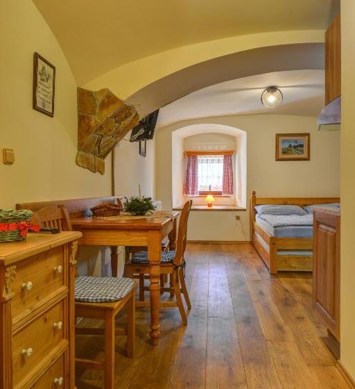 חדר סטנדרט לשלושה, Penzion Stanský Mlýn