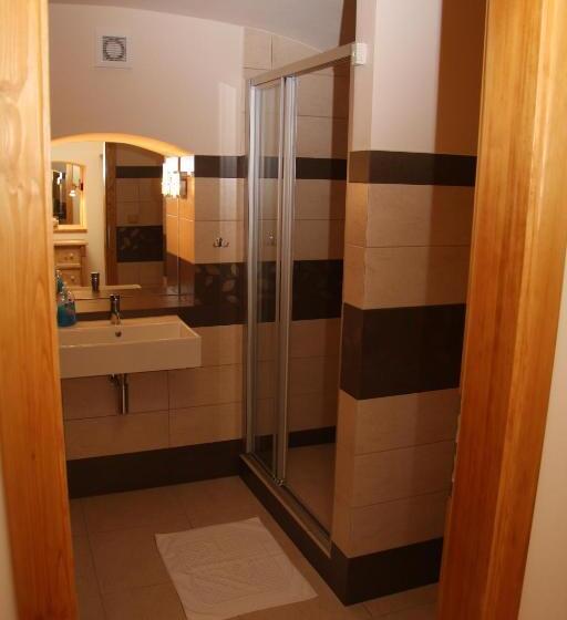 חדר סטנדרט לשלושה, Penzion Stanský Mlýn