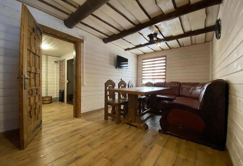 침실 2개 주택, Plavianska Sadyba