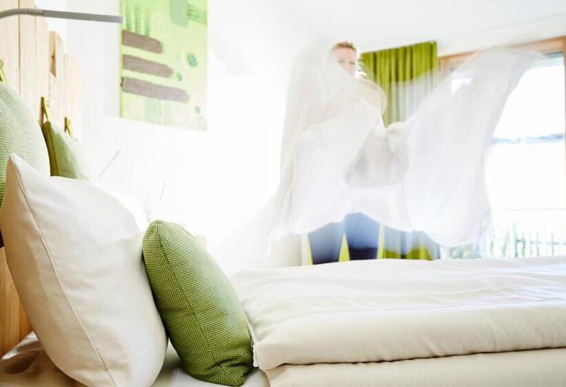 컴포트 룸, Steinbergs Wildewiese Natur