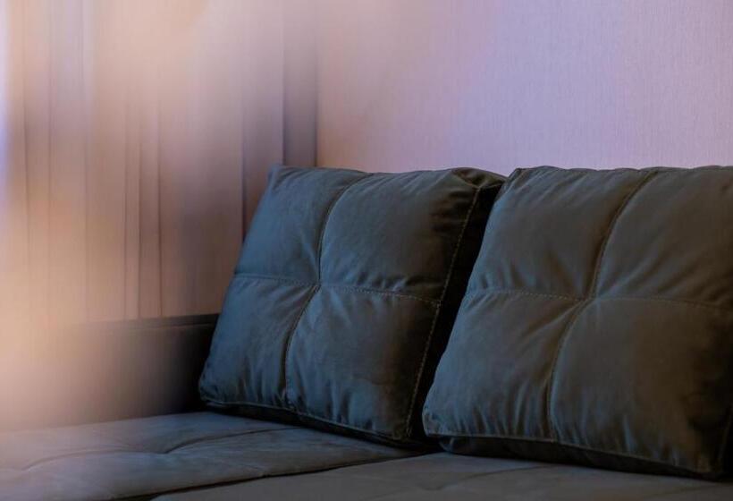 דירת שני חדרים, Pensiunea Casa Georgia