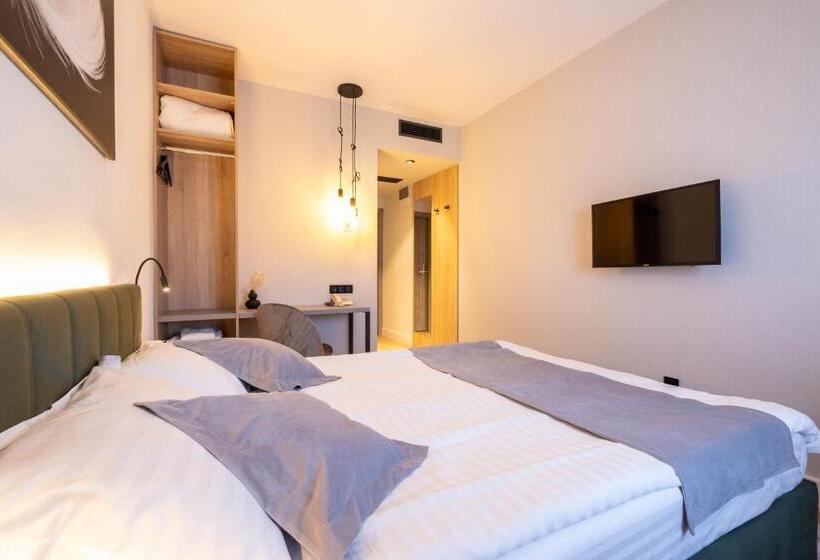 חדר סטנדרט, Pensiunea Casa Georgia