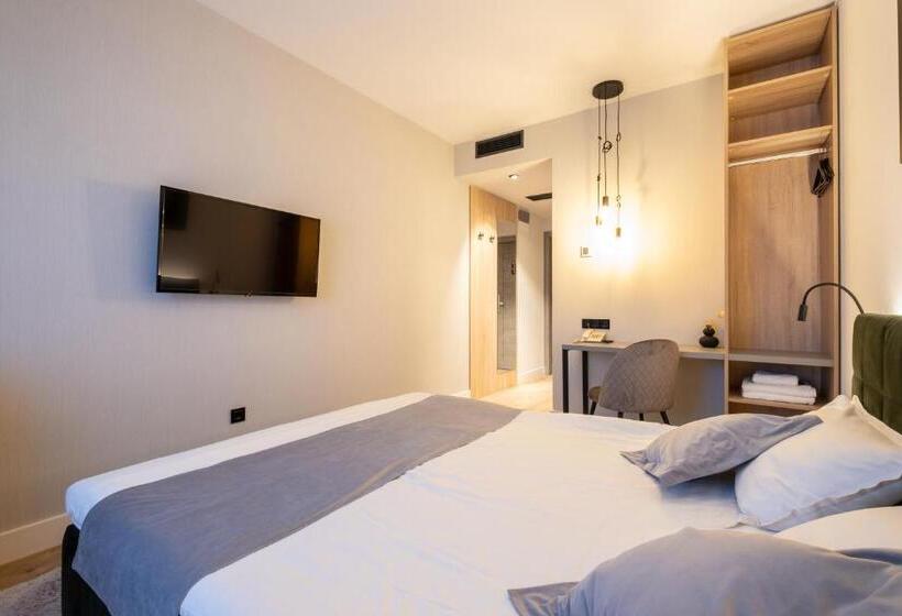 חדר סטנדרט, Pensiunea Casa Georgia