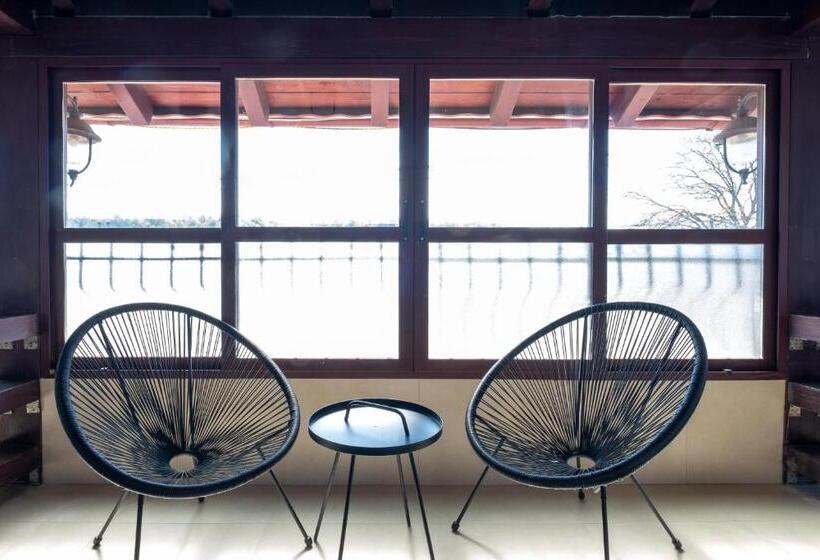 آپارتمان 1 خوابه, Pensiunea Casa Georgia