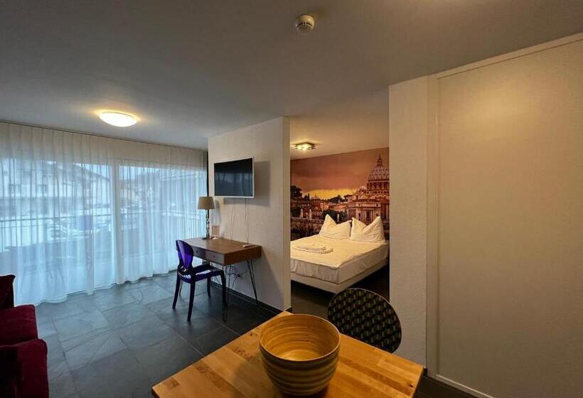 Апартаменты 1 Спальня, Smartroom Hotel Rössli Hunzenschwil