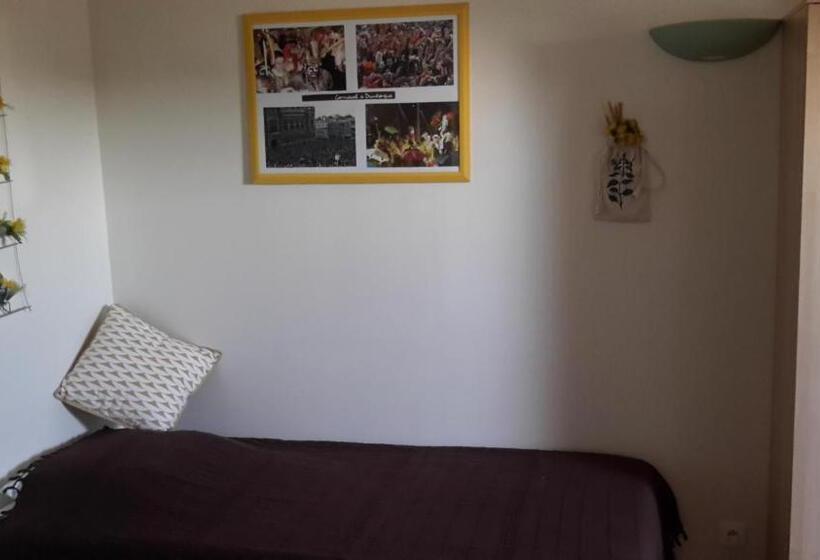 Номер Стандарт Трехместный, Au Gallodrome Maison D Hôtes Et Table D Hôtes En Estaminet Privé