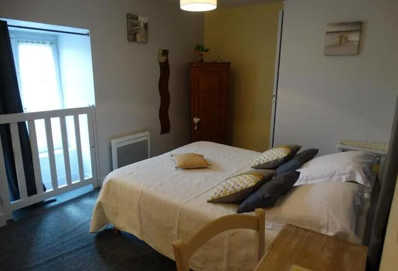 スタンダードルーム, Chambres D'hôtes De La Ferme Auberge De Mésauboin
