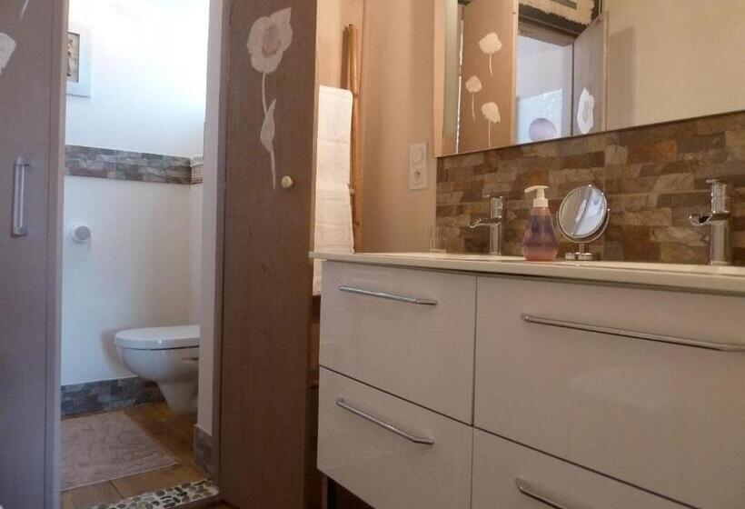 스탠다드 트리플 룸 가든 전망, Maison Le Village 4 épis