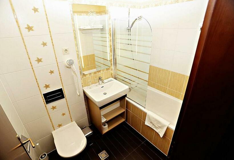 חדר סטנדרט, Barka Galéria Hotel és étterem