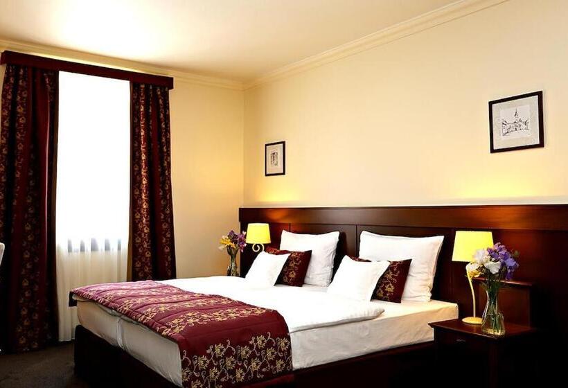 Номер Superior, Barka Galéria Hotel és étterem