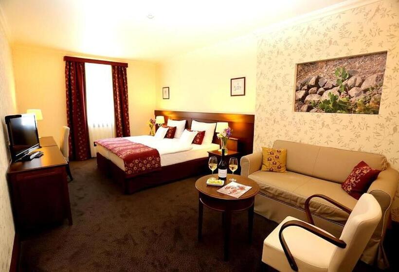 חדר סופריור, Barka Galéria Hotel és étterem