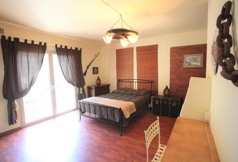 Номер Deluxe, Acropole Asco