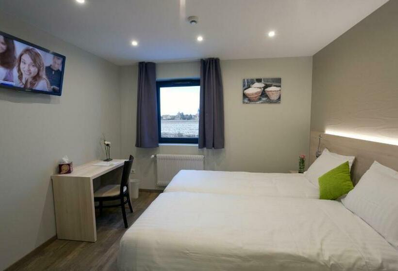 스탠다드 룸, La Boîte à Sel