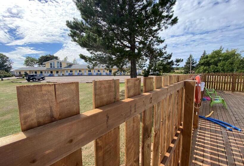 1 Szobás Apartman, The Pines Motel And Cottages