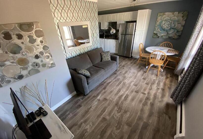 1 Szobás Apartman, The Pines Motel And Cottages