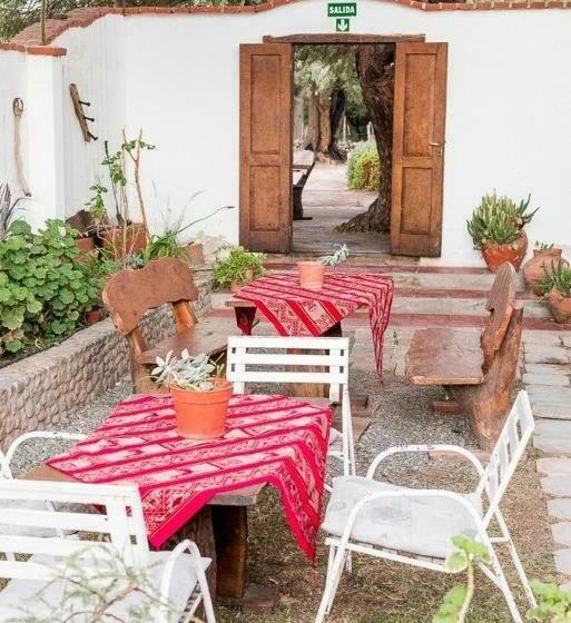 غرفة قياسية, Las Tinajas De San Carlos