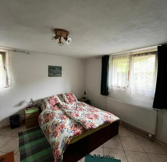 Standard room with outdoor bath, Bed&breakfast In Flüh