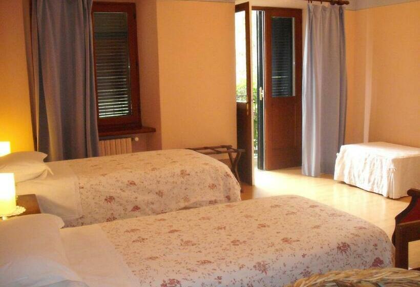 Номер Deluxe, Il Glicine