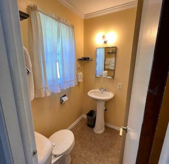Quarto Estandar, Honor Motel