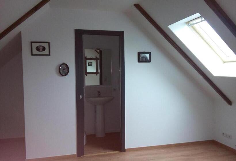 스탠다드 룸, Ar Gavotenn