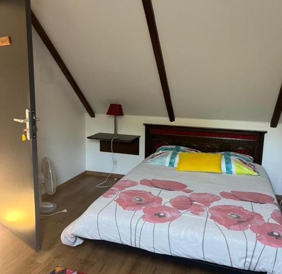 스탠다드 룸, Ar Gavotenn