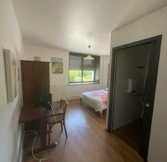 스탠다드 룸, Ar Gavotenn