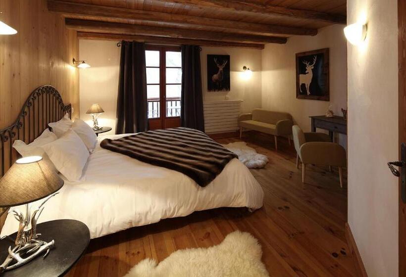 Номер Стандарт Вид на Сад, Auberge Le Moulin De Léré Restaurant Frédéric Molina 1 étoile