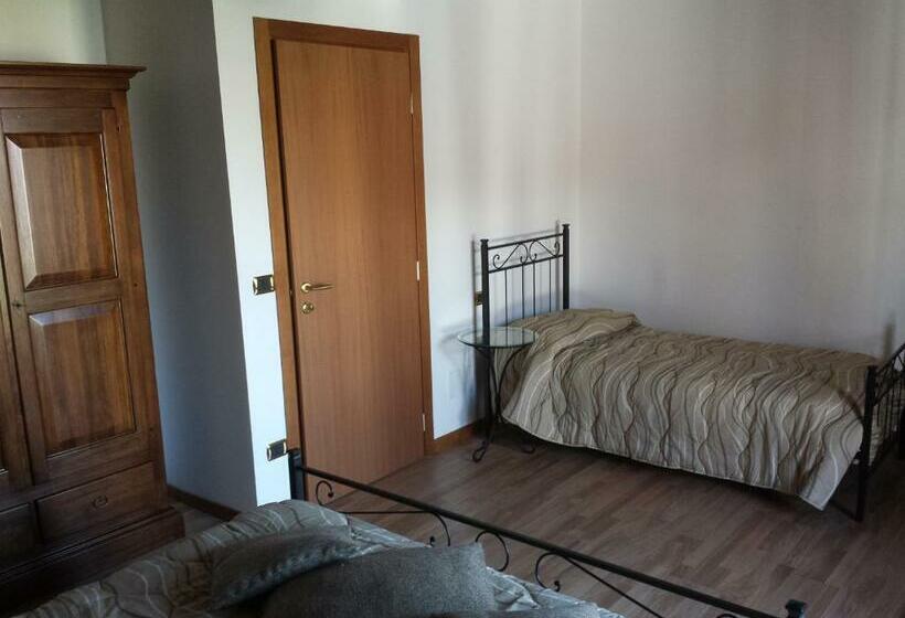 Quarto Triplo Estandar, Farmstay Alloggio Cort Di Branc