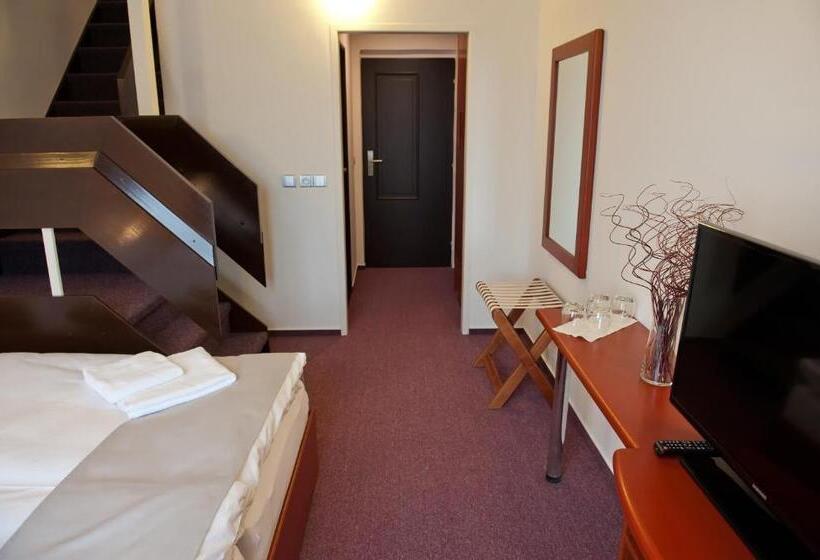 Apartamento 2 Dormitórios, Vír