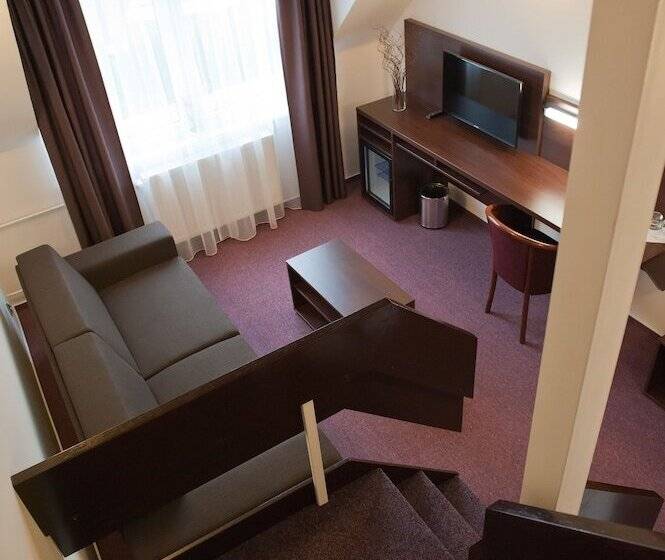 Apartamento 2 Dormitórios, Vír