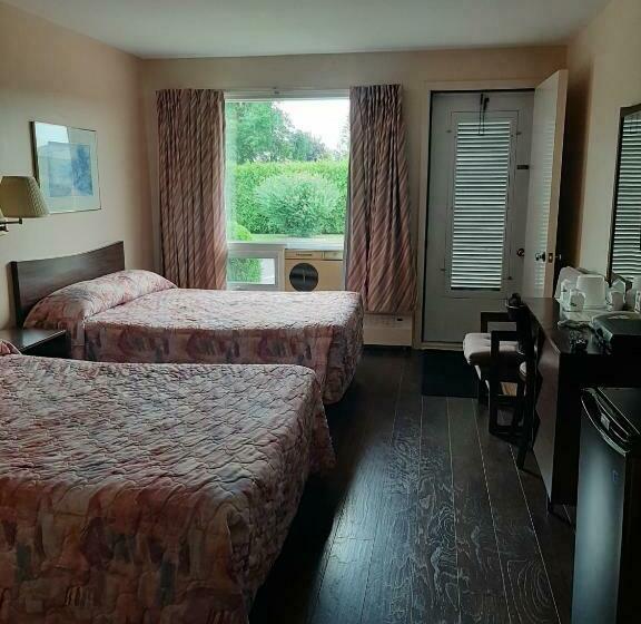 스탠다드 룸 더블 침대 2개, Motel Vaudreuil