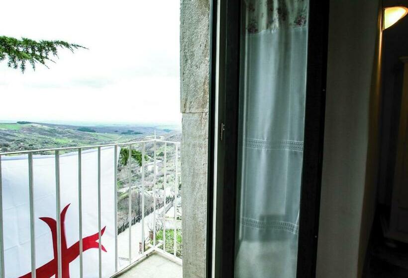 חדר סטנדרט עם מרפסת, I Templari Di Alberona