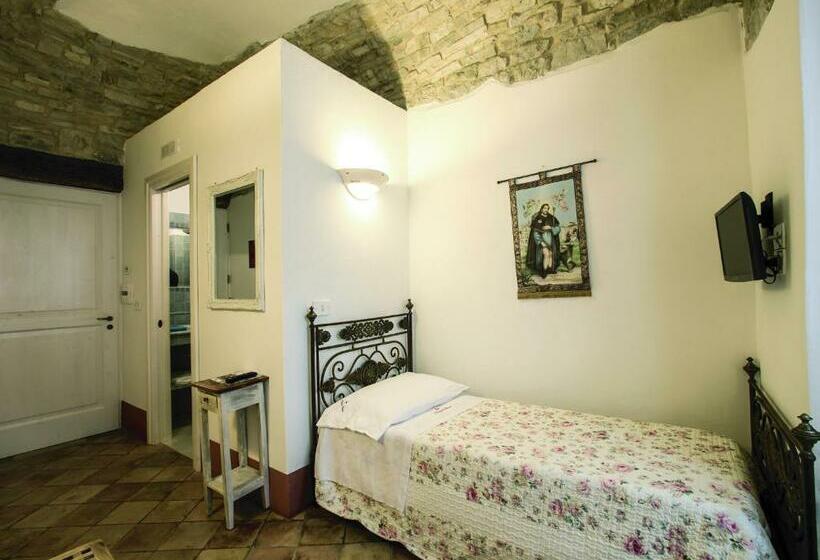 חדר סטנדרט יחיד, I Templari Di Alberona