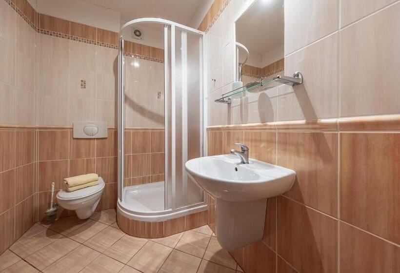 四人标准间, Penzion Mnich