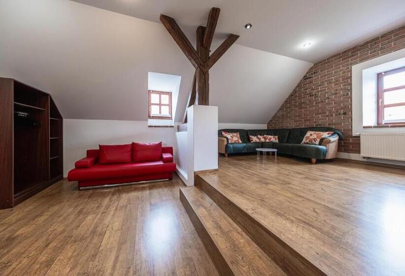 套房, Penzion Mnich