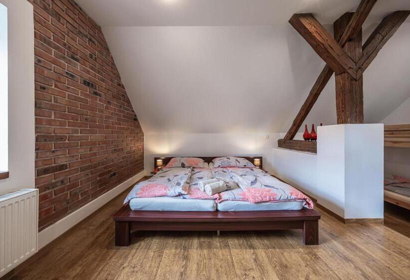 套房, Penzion Mnich