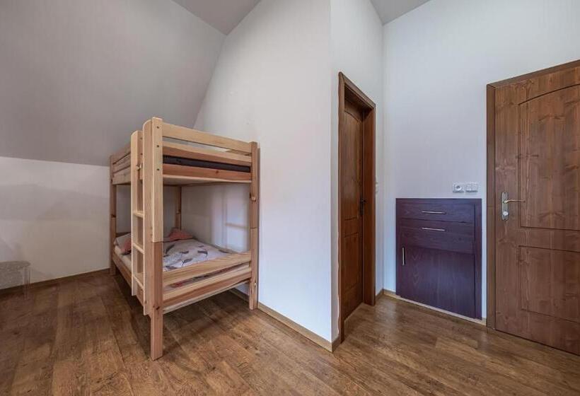 套房, Penzion Mnich