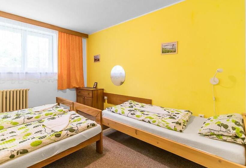 חדר סטנדרט לשלושה, Penzion Vápenka