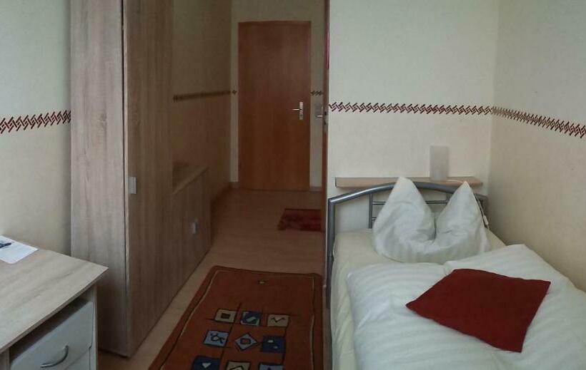 スタンダードシングルルーム, Traditionsgasthof Zum Luedertal