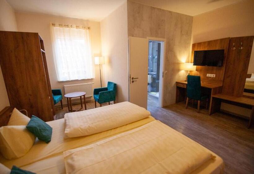 スタンダードルーム, Traditionsgasthof Zum Luedertal