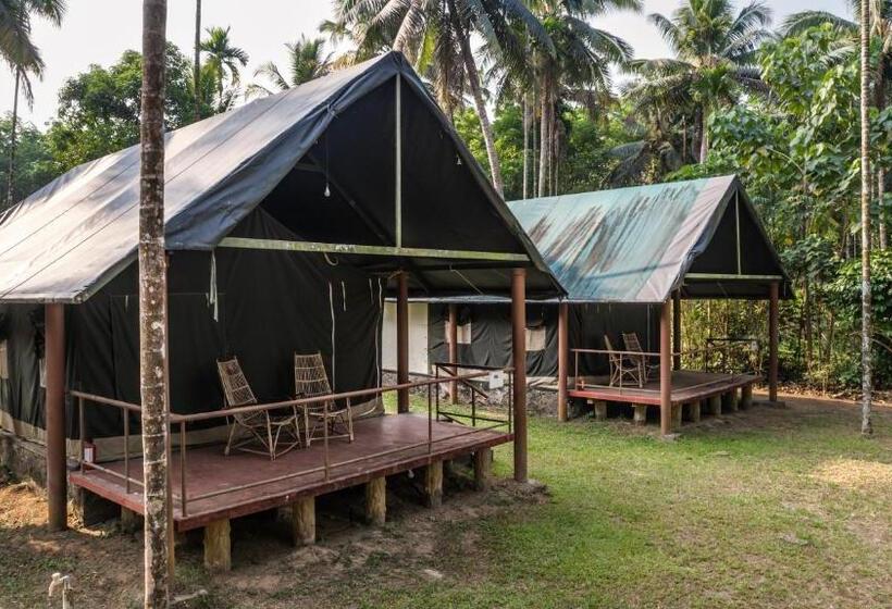 Standard Tent, Amritara Riverside Luxury Tents