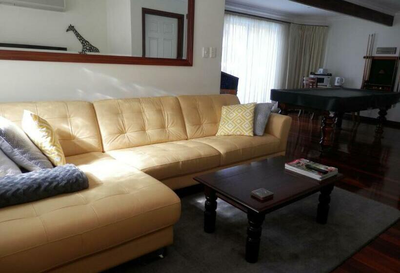 סוויטה דלוקס, The Hideaway Luxury B&b Retreat