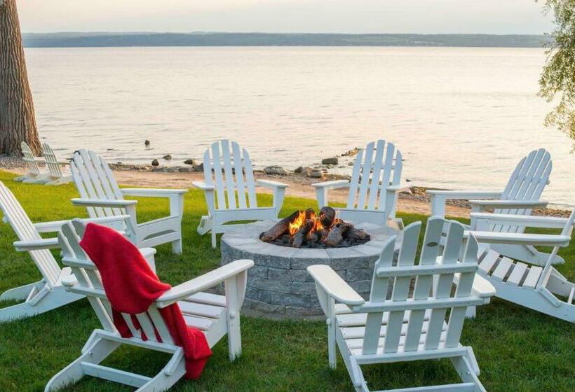 جناح سرير كينج, Inns Of Aurora Resort & Spa