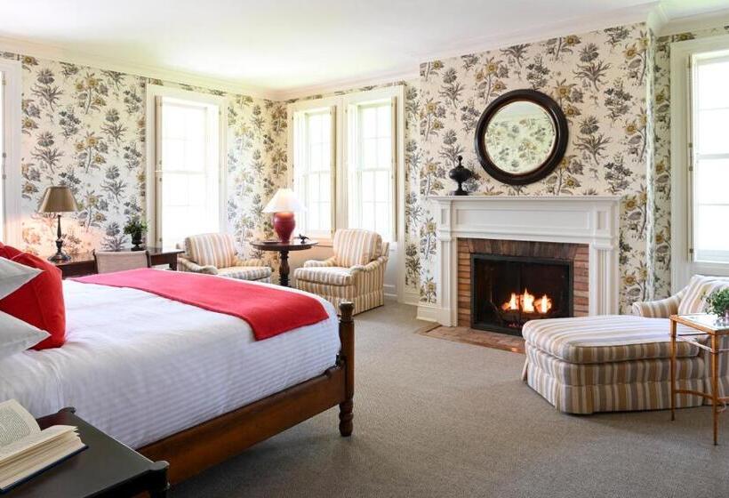 غرفة قياسية سرير كينج, Inns Of Aurora Resort & Spa