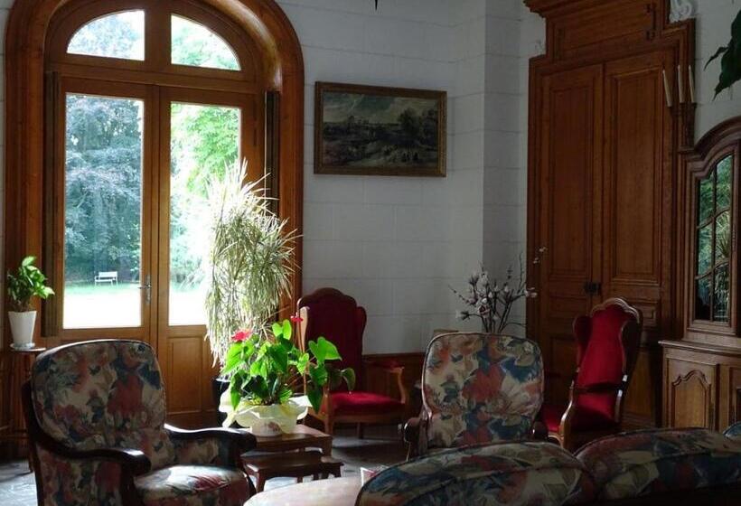 Номер Стандарт, Château Des Marronniers