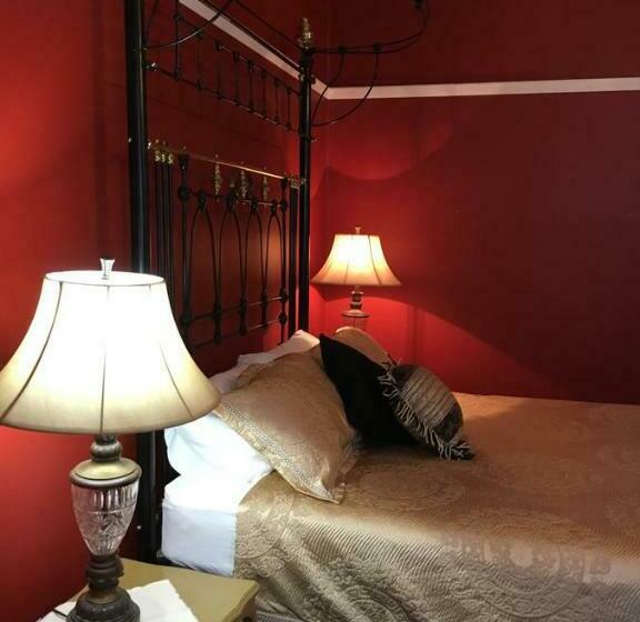 جناح, Oakdene Heritage Accommodation